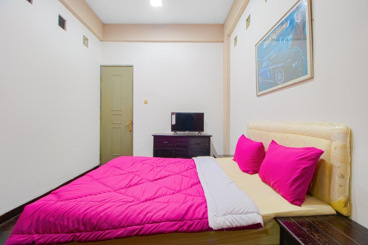 Tobana House Bintaro Hotel Jakarta Kültér fotó