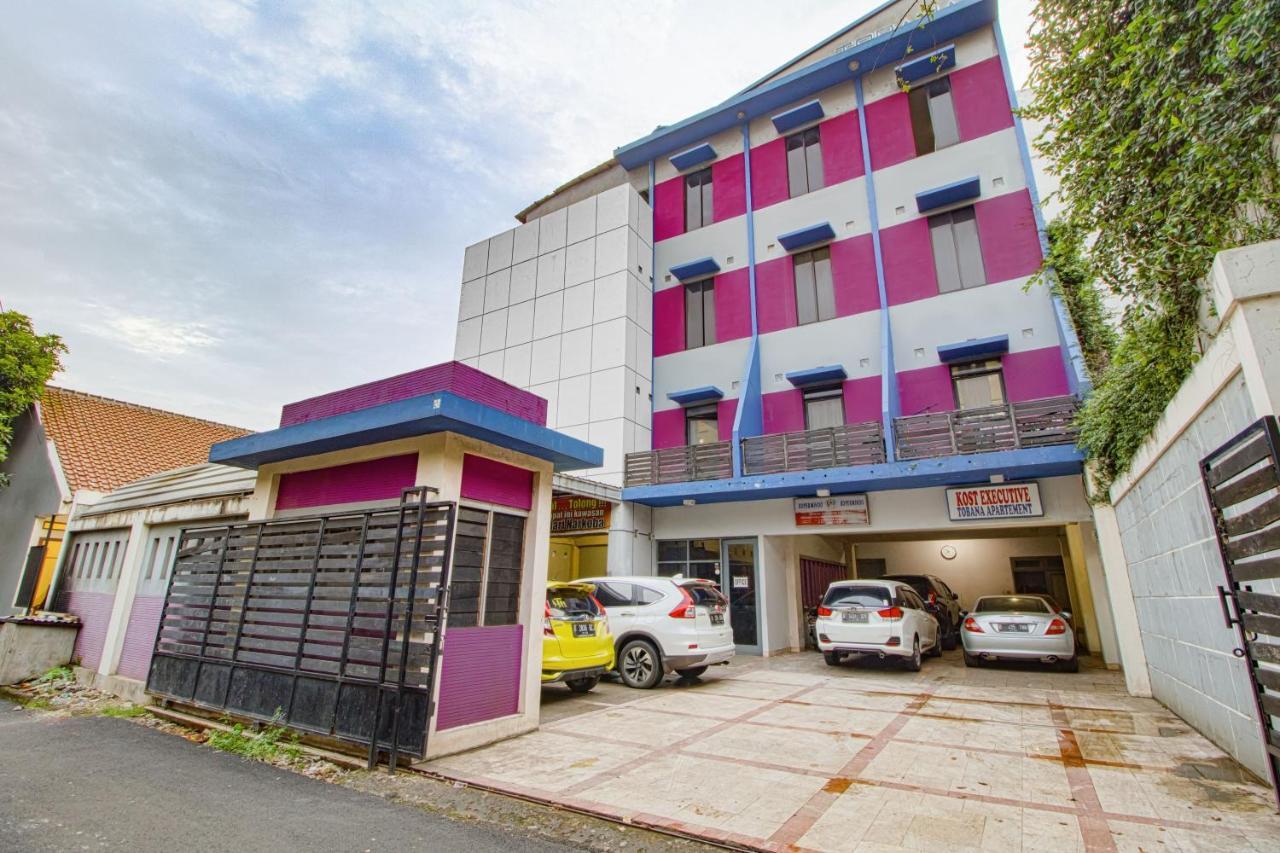 Tobana House Bintaro Hotel Jakarta Kültér fotó