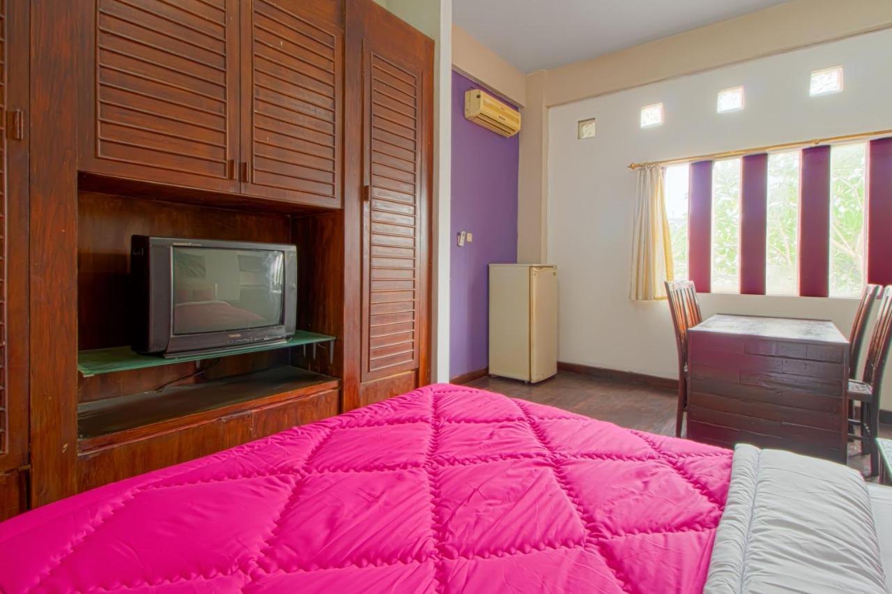 Tobana House Bintaro Hotel Jakarta Kültér fotó