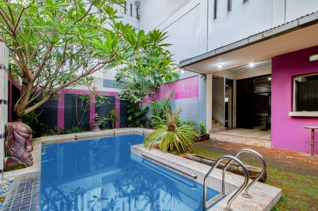 Tobana House Bintaro Hotel Jakarta Kültér fotó